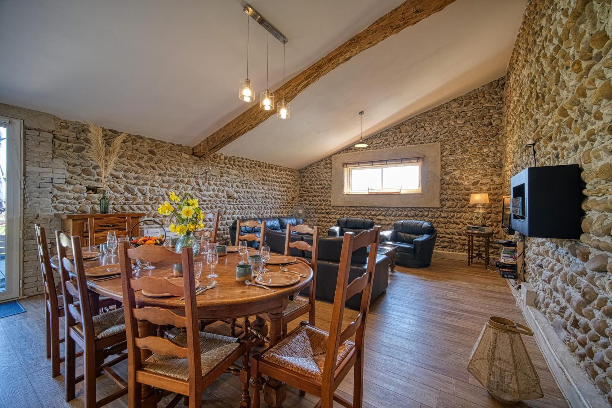 Maison Michonieres - Gite 3 Etoiles - 8 Personnes Miribel  エクステリア 写真