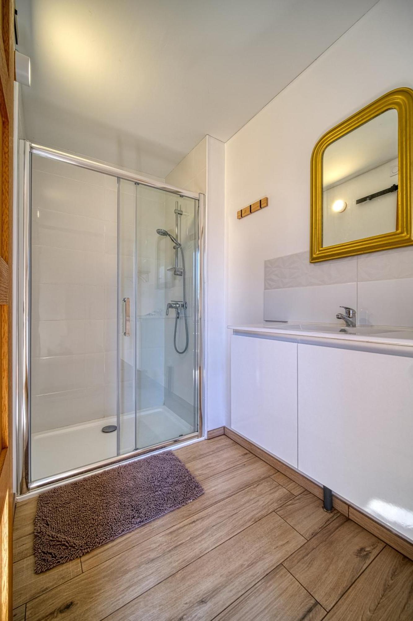 Maison Michonieres - Gite 3 Etoiles - 8 Personnes Miribel  エクステリア 写真